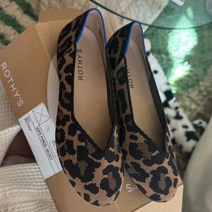 Rothy's Brown and Black Leopard Flats with Blue Trim Round Toe Never Worn